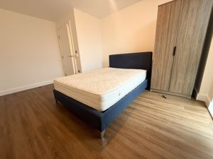 Photo 4- click for photo gallery